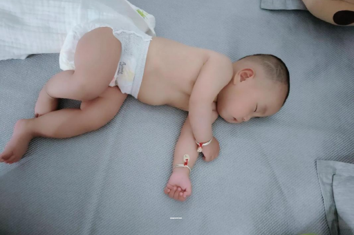 柳林宝宝高烧怎么处理